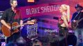 Blake Shelton & Gwen Stefani – Go Ahead and Break My Heart (Billboard 2016)