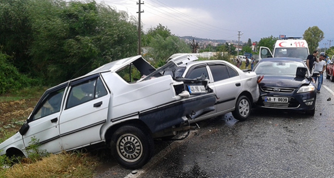 Bodrum’da zincirleme trafik kazası: 5 yaralı
