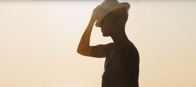 Justin Bieber – Company