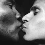 emily-ratajkowski,xOLTrWx1A0KVYJzOxYSC-g