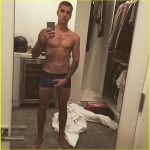 justin-bieber-holds-his-crotch-wears-just-his-underwear-01