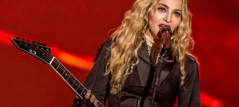 Madonna Türkiye İçin Dua İstedi!