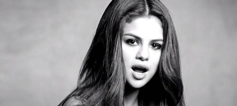 Selena Gomez – Kill Em With Kindness