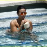 demi-lovato-bikini-pool-miami-34
