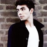nathan-sykes-new-press-2015-1444223932-list-handheld-0