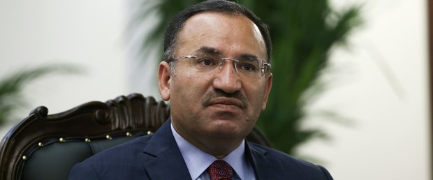 Bekir Bozdağ: Gülen başka bir ülkeye kaçabilir