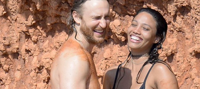 David Guetta Jessica Ledon ile Ibiza’da Çamur Banyosu Yaptı