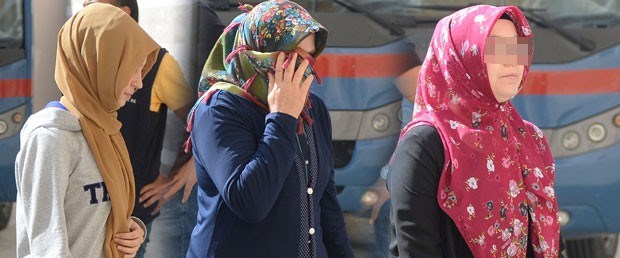 FETÖ operasyonunda 20 ”abla” tutuklandı