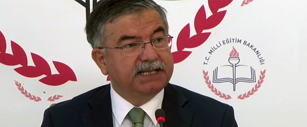 Milli Eğitim Bakanı’ndan sözleşmeli öğretmen açıklaması