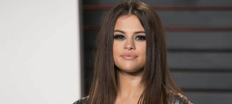 Selena Gomez Konserine Çocuk Tacizi Yaşandı. Polis Tacizcin Peşinde