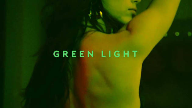 Pitbull – Greenlight ft. Flo Rida, LunchMoney Lewis