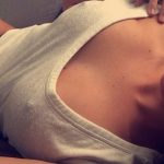 sutyensiz-selfie-cekilmez-14