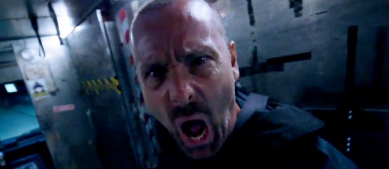 False Alarm Videosunda Kan Gövdeyi Götürdü