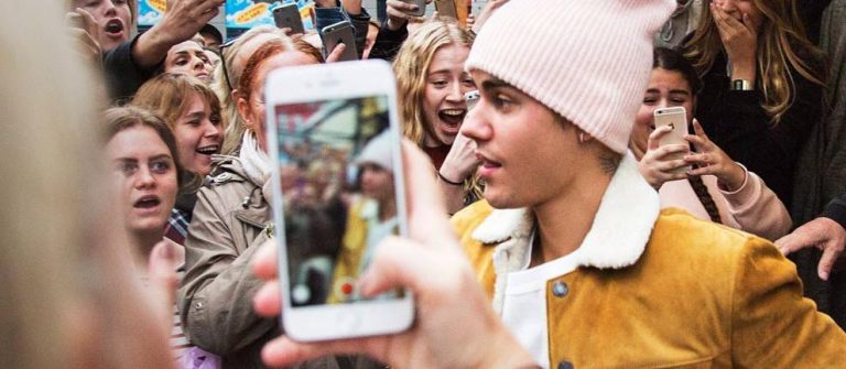 Londra’da Justin Bieber ‘ın foyası ortaya çıktı!