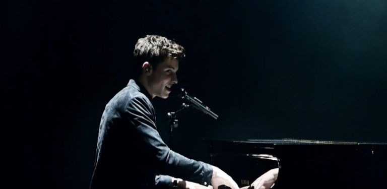 Shawn Mendes, “Mercy” MTV EMA 2016 Performans