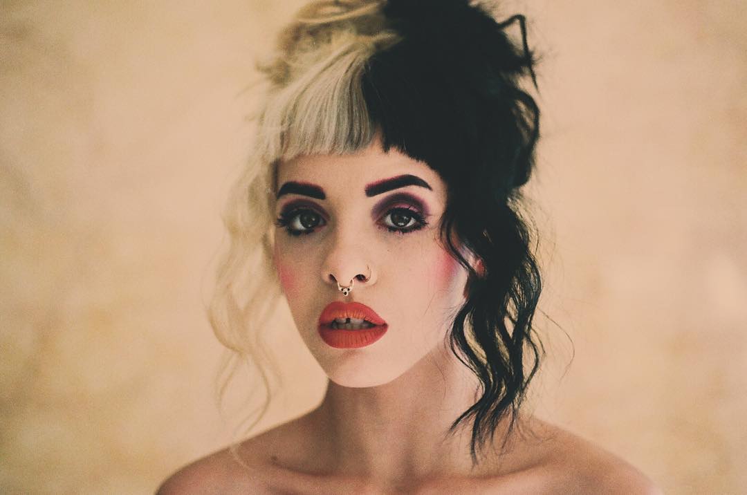 melanie martinez 11 Number 1 Fm / Tv