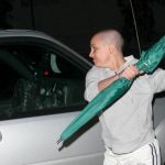 britney-spears-umbrella-032