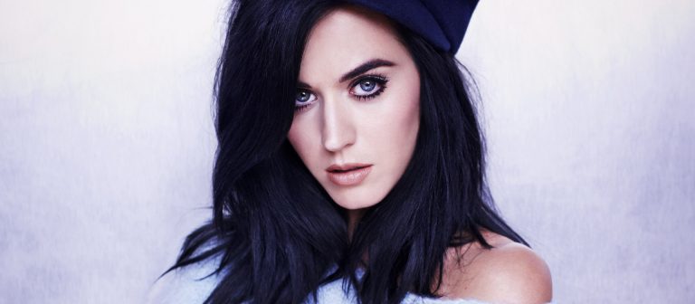 Katy Perry Grammy 2017 Performansıyla Sahnelere Geri Dönüyor!