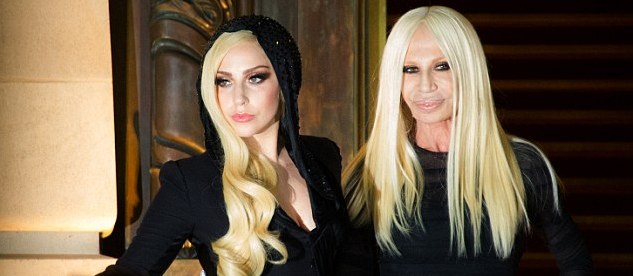 Lady Gaga, Versace’yi Canlandıracak