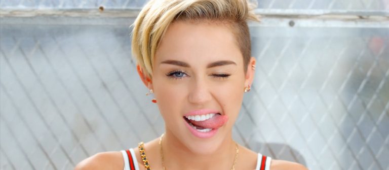 Miley Cyrus, Trump’ı trolleyen bakana destek verdi