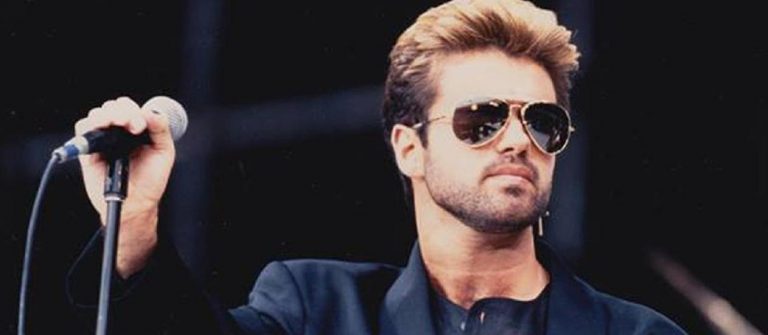 George Michael, 3 ay sonra törenle toprağa verildi