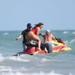 Ashley-Graham-Jet-Ski-Performansi-2535