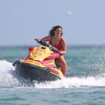 Ashley-Graham-Jet-Ski-Performansi-3327