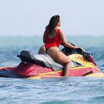 Ashley-Graham-Jet-Ski-Performansi-5010