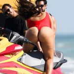 Ashley-Graham-Jet-Ski-Performansi-5505