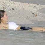 Brooke Burke utanmadi 1559