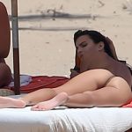 Emily-Ratajkowski-Vacation-Shoot-Asshole-Fucked-By-Ben-Affleck-Once-TRUTH-5