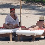 Emily-Ratajkowski-Vacation-Shoot-Asshole-Fucked-By-Ben-Affleck-Once-TRUTH-6