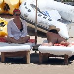 Emily-Ratajkowski-Vacation-Shoot-Asshole-Fucked-By-Ben-Affleck-Once-TRUTH-7