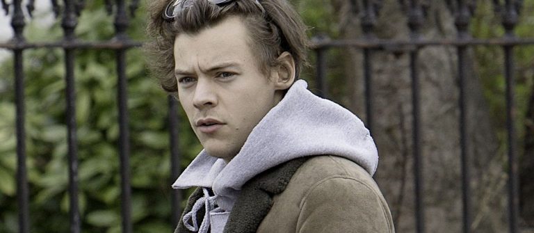 Harry Styles Stüdyodan Çıkarken Görüntülendi