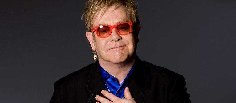 Elton John’a “ölümcül bakteri” teşhisi