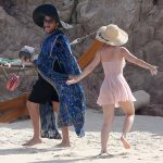 *EXCLUSIVE* Katy Perry enjoys her tropical getaway on the beach with her group of friends in Cabo