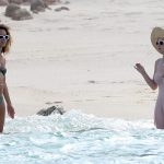 *EXCLUSIVE* Katy Perry enjoys her tropical getaway on the beach with her group of friends in Cabo