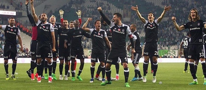 Süper Lig 2016-2017 sezonu şampiyonu Beşiktaş