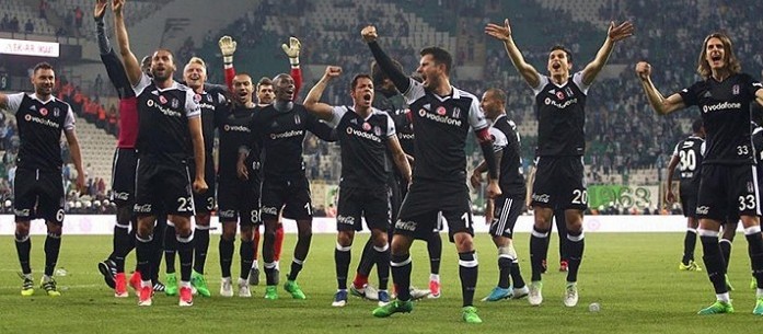 Süper Lig 2016-2017 sezonu şampiyonu Beşiktaş