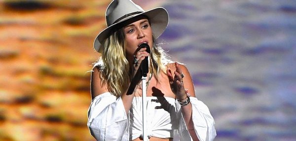 Miley Cyrus Live Performance 2017 Billboard Music Awards