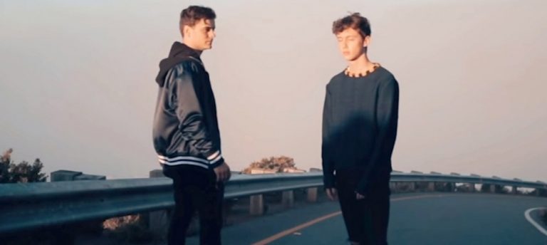 Martin Garrix – There For You (ft. Troye_Sivan)