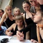 Street-Photography-Shows-Real-Daily-Life-in-Russia-062117-016