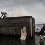 Street-Photography-Shows-Real-Daily-Life-in-Russia-062117-021