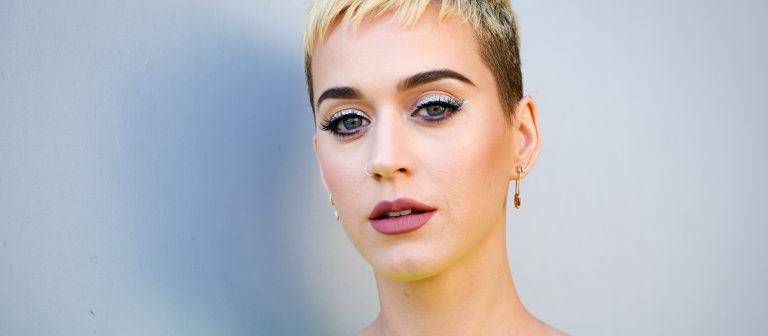Katy Perry Yeni Bir Rekor Daha Kırdı!