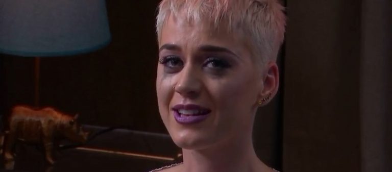 Katy Perry kendinden nefret ediyor
