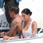 427AFF6500000578-4710350-image-a-65_1500465020218