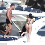 427B014B00000578-4710350-image-a-76_1500465478542