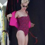 *PREMIUM-EXCLUSIVE* STRICTLY NOT AVAILABLE FOR ONLINE USE UNTIL 17:30PM UK TIME ON 12TH JULY 2017-Singer Katy Perry on holiday in Capri
