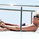 46829560_celebsflash-com-katy-perry-swimsuit-ass-071117-75