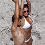 Nicole_Scherzinger_Bikini_Pics_in_Capri_July_7010